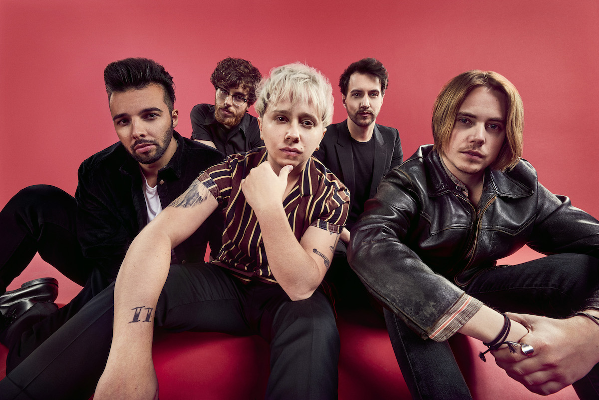 Nothing But Thieves (Credit Dean Chalkley)