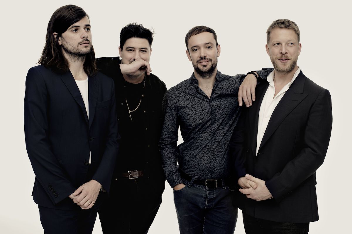 Mumford & Sons (Credit Alistair Taylor-Young)
