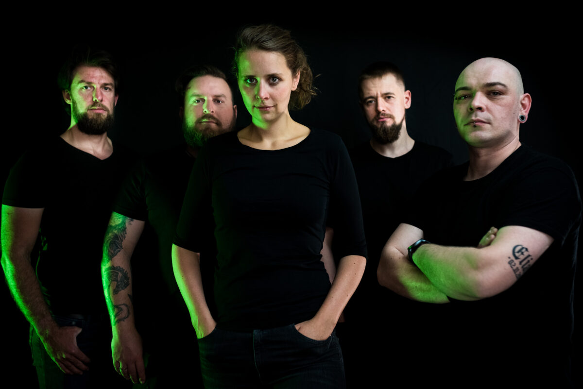 Quarter For Fear – You And Me – Debütalbum