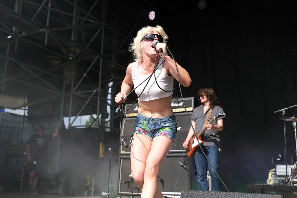 Amyl And The Sniffers (Credit Daniel Thomas/MusikBlog)